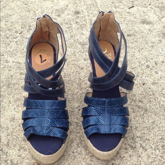 New Mond Italy leather espadrille wedges. Size 7 - Picture 1 of 5